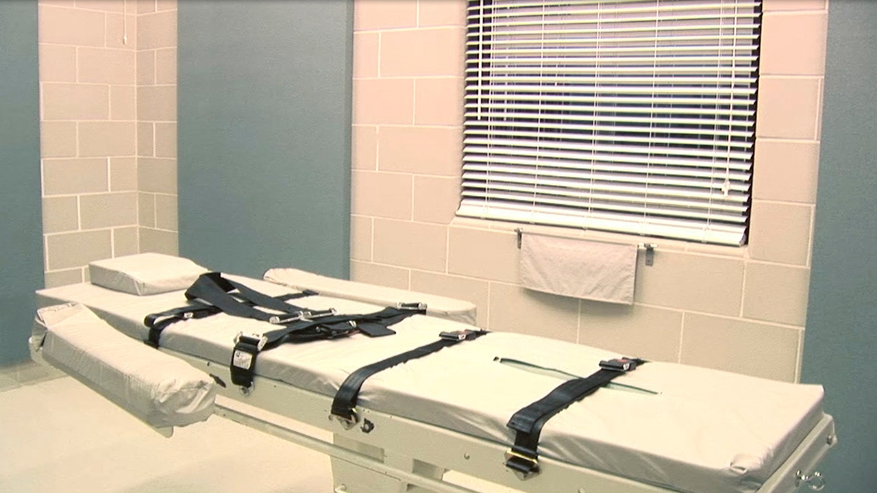 Arizona Jewish community leaders sue state over potential use of cyanide gas in executions