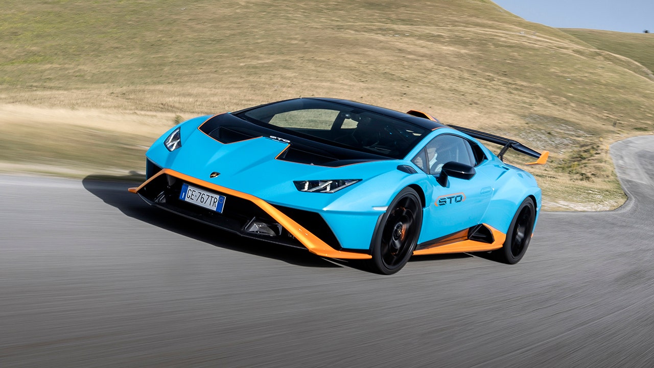 Future Lamborghinis may avoid going electric by burning fuel made from air