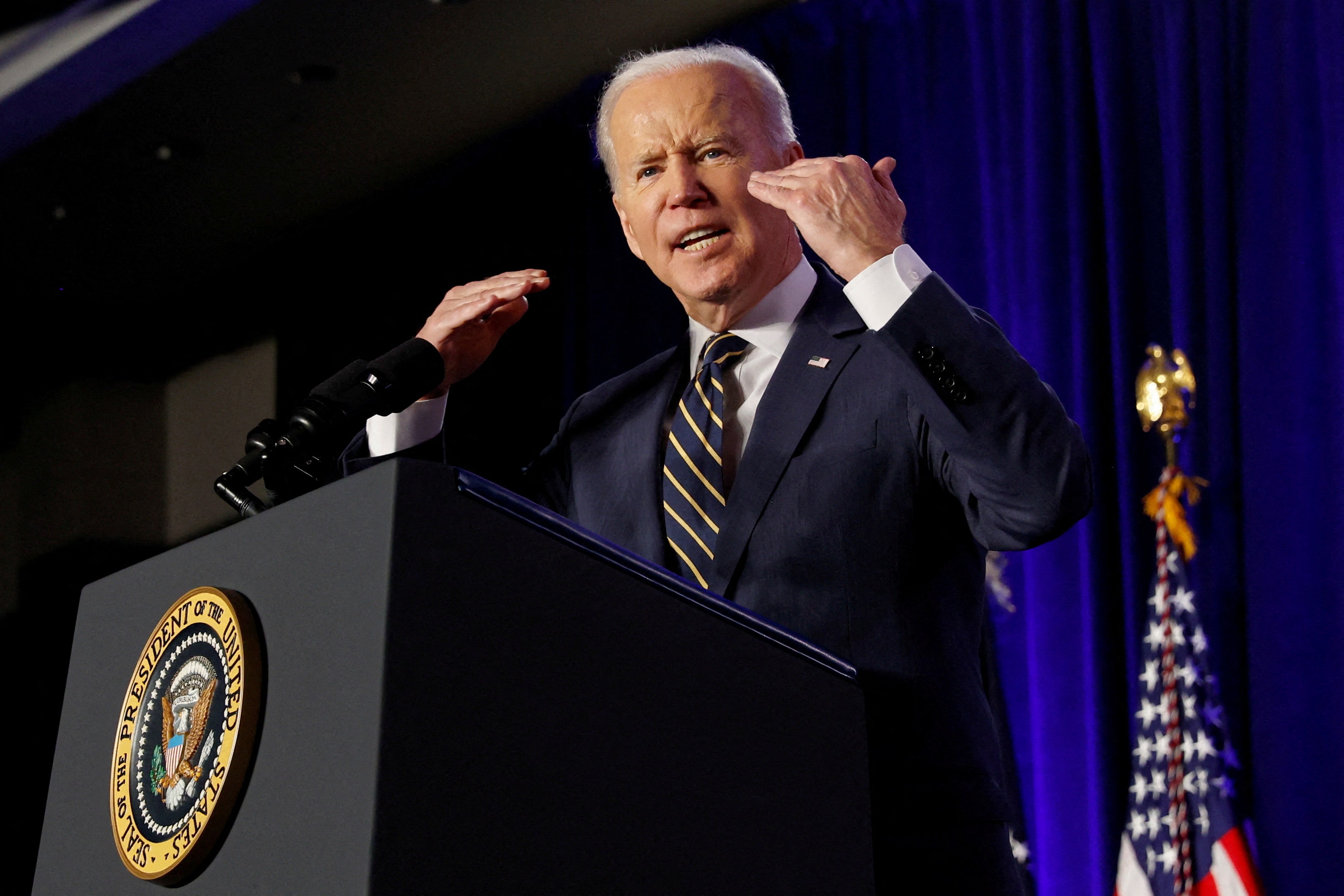 Gas prices: Biden relies on NYT fact check, WaPo op-ed to deflect GOP criticism of energy policy