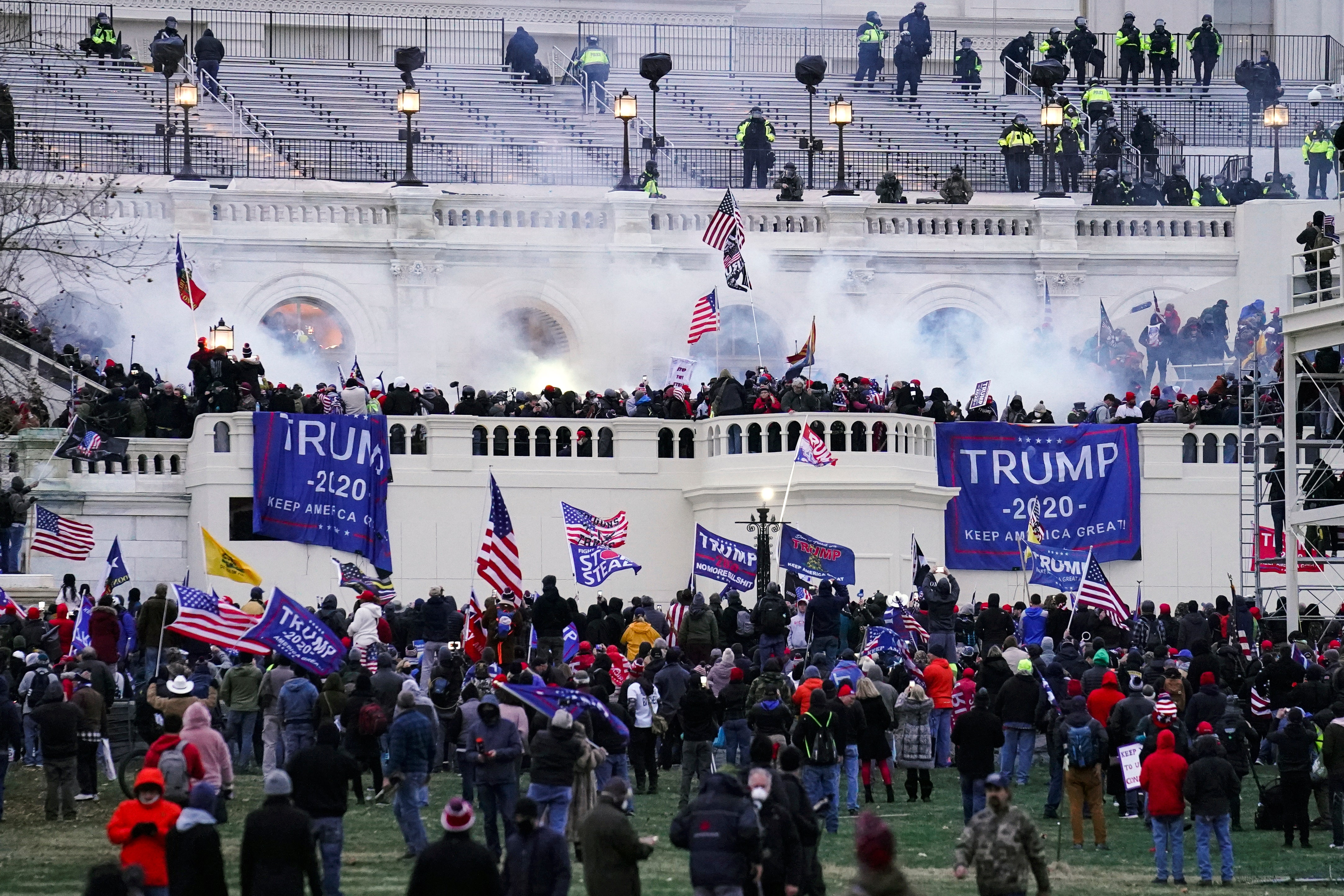 Maine man who swung at Capitol officers during Jan. 6 riot charged