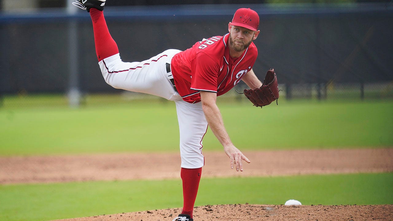 Nationals announce 7-year extension for Stephen Strasburg