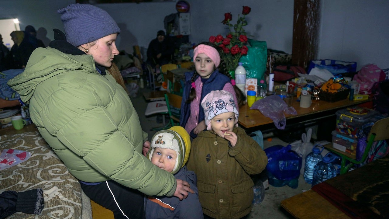 Ukraine's refugee children: Amid the war, how to help kids suffering from trauma