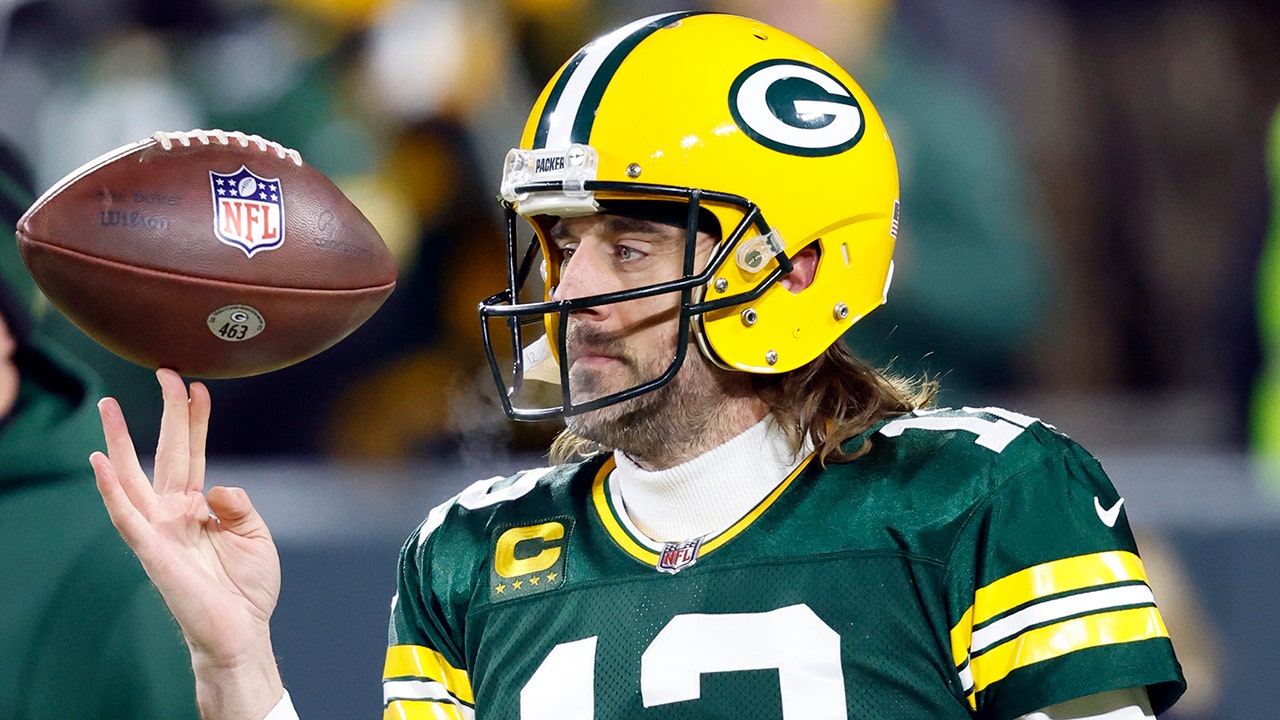 2021 NFL Preview (NEW): Aaron Rodgers reportedly plans to play for Packers,  can he get a 'Last Dance' title?