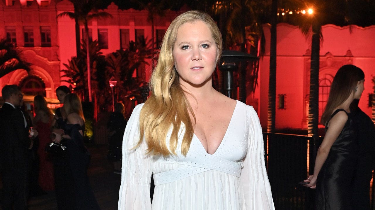 Amy Schumer reveals struggling with a disorder called trichotillomania: What is it?