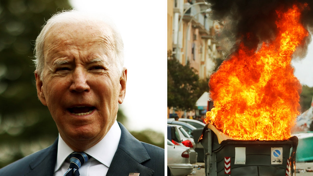 Josh Hawley blasts Biden's 'dumpster fire of a presidency'