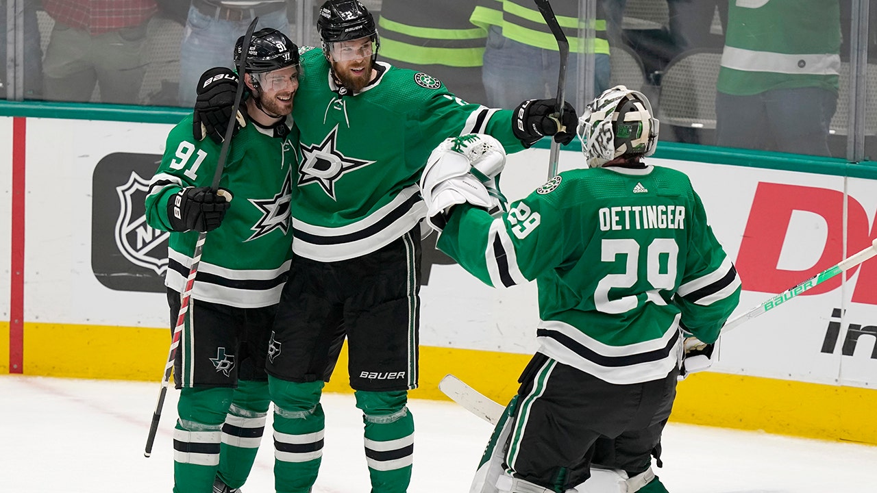 Сегин и Бенн. Tyler Seguin Dallas Stars. Джейми Бенн.