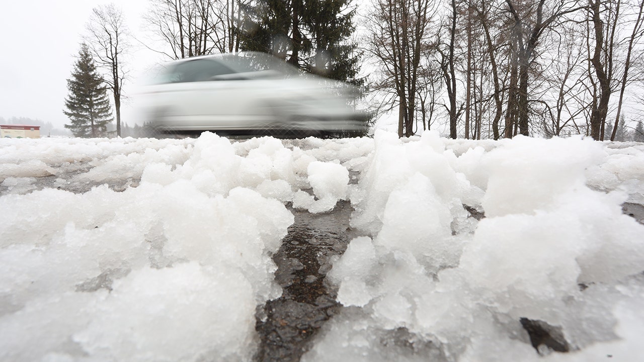 Pennsylvania pileup: 73-vehicle wreck stalls traffic on busy highway during winter storm