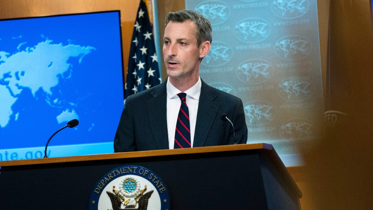 Ukraine news: State Dept. discourages U.S. citizens from fighting Russian military, citing 'significant risks'