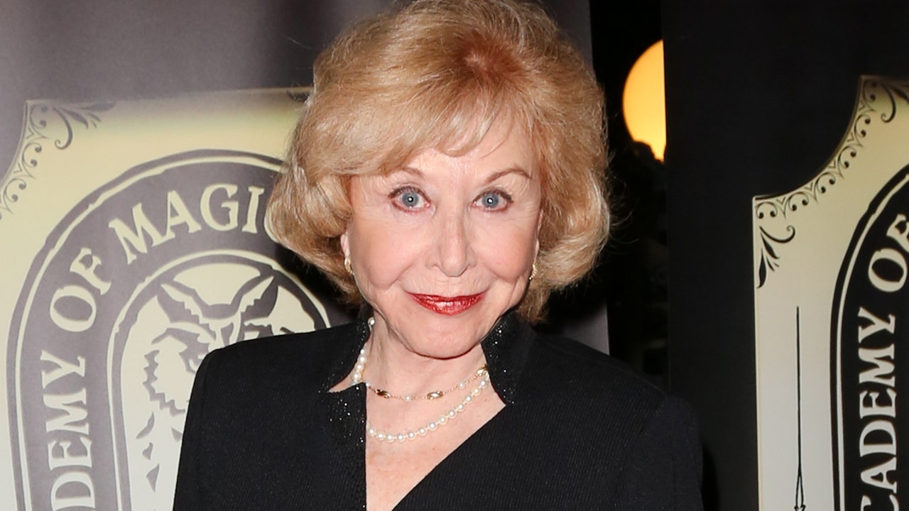 'The Waltons' star Michael Learned on joining Ryan Murphy’s ‘Monster,’ her favorite memory from iconic series