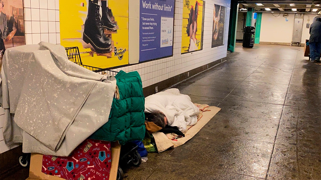 NYC homeless man assaults New York Post reporter, as agencies ramp up efforts to clear encampments: officials