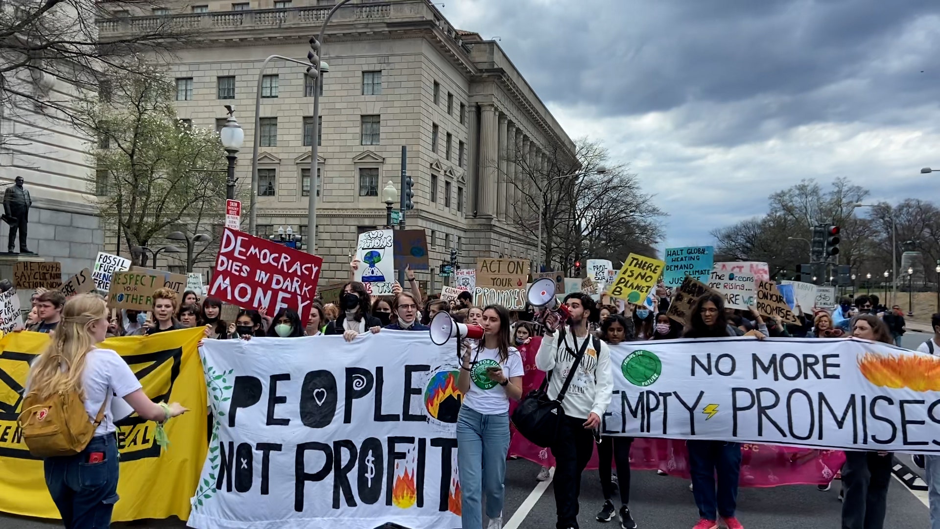 Climate activists embrace extreme tactics, violence as deadline to 'save the planet' draws near