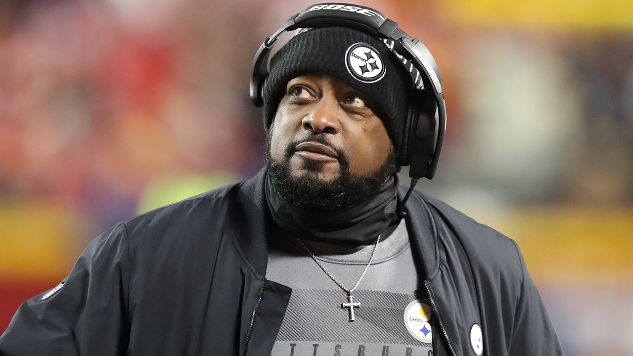 Steelers' Mike Tomlin on quarterback race 'We're not going to