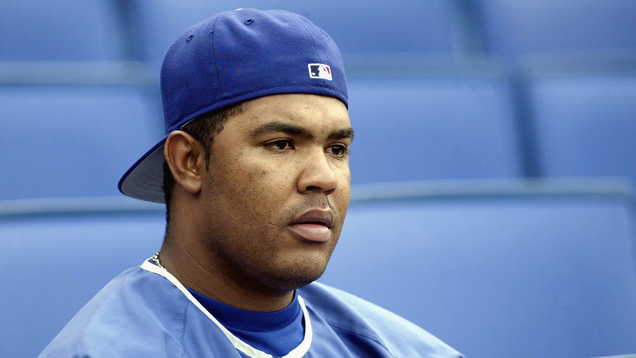 Former Royals pitcher Odalis Pérez dies at the age of 44 - Royals