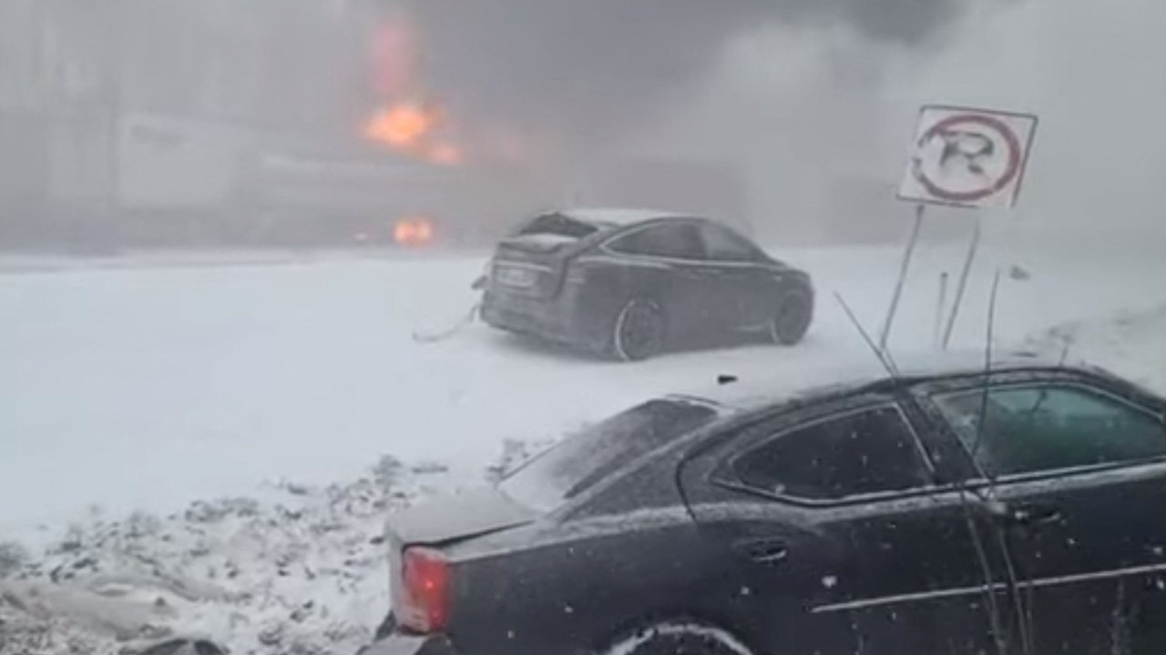 Major Pennsylvania interstate remains closed after deadly pileup