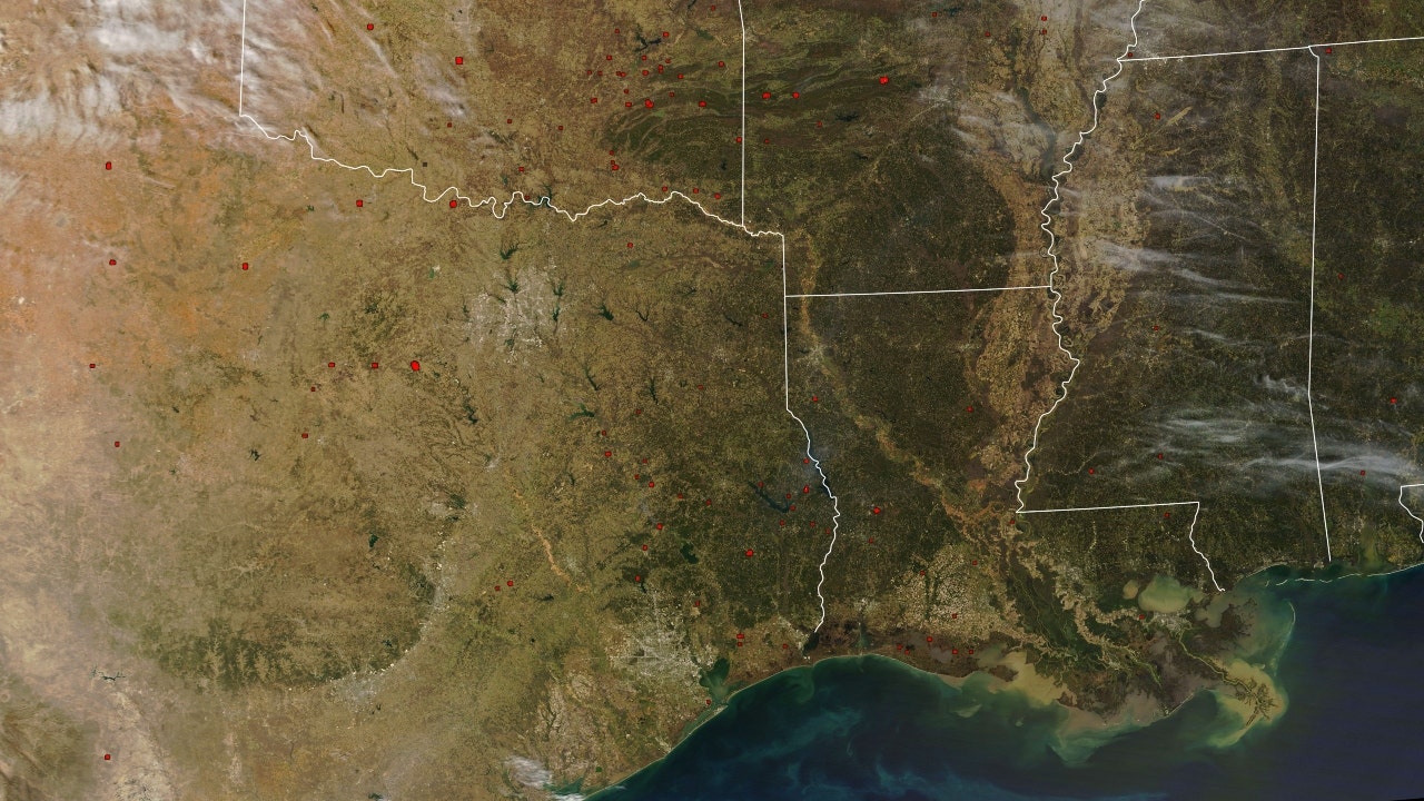 Dry winds, parched grasses fueling Texas wildfires, NASA says