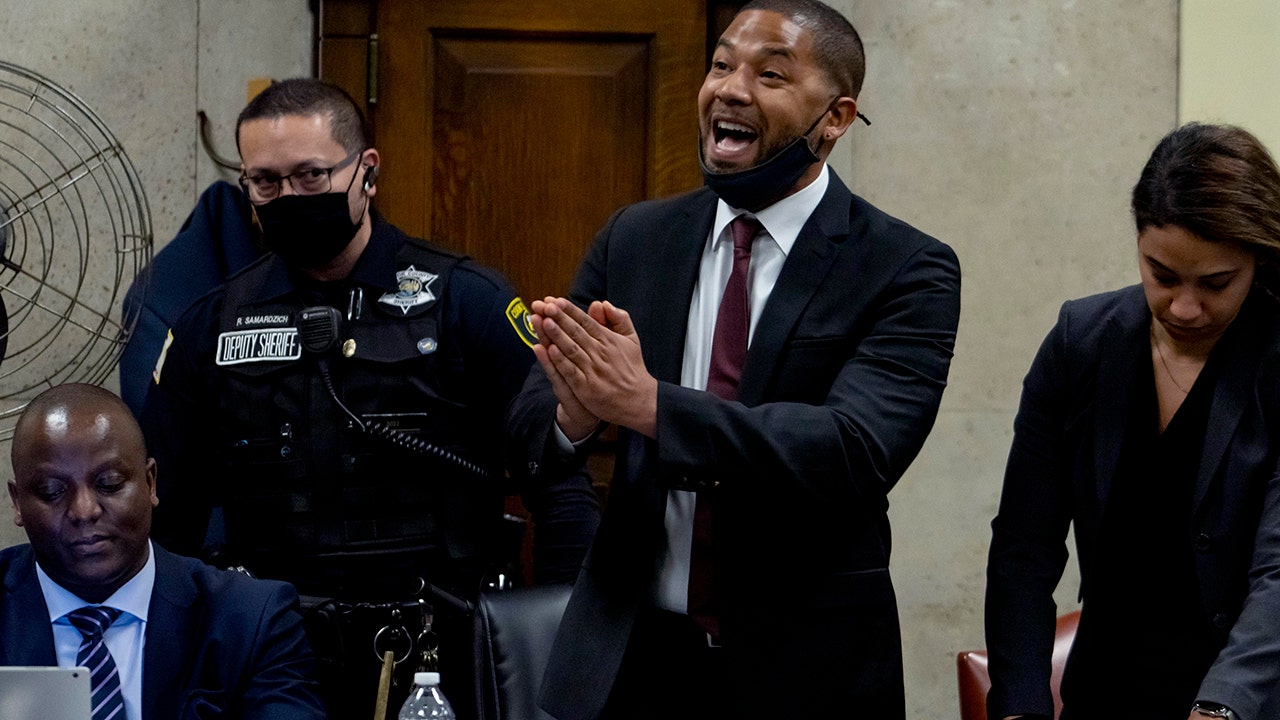 Jussie Smollett’s brother says Chicago Police Department 'feeding you fictitious stories'