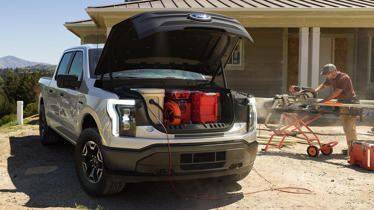 Here's how far the Ford F-150 Lightning can really go