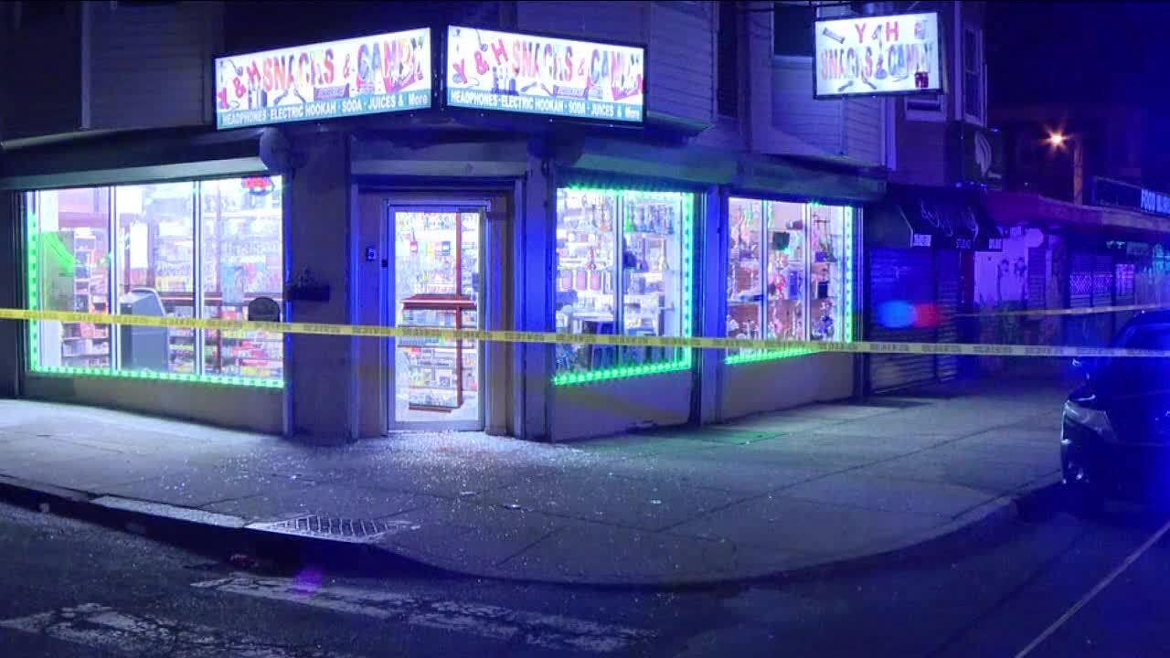 Philadelphia customer turns 'tables' on suspected armed robber, shoots him with his own gun