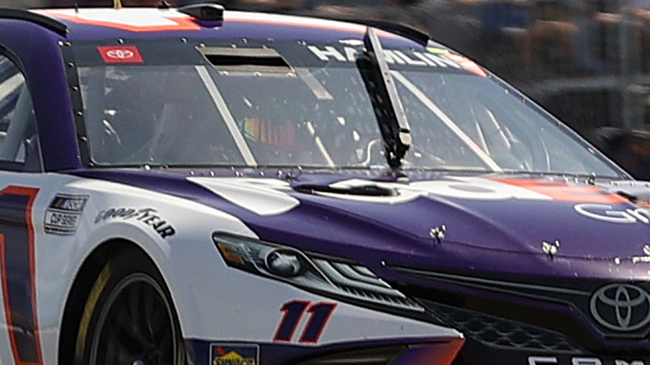 NASCAR has reinvented the windshield wiper ... but not for rain