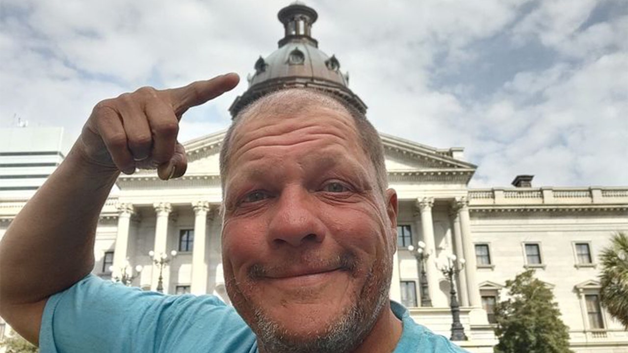 NY man cycling across America hits SC, reveals the one religious symbol he's seen nationwide