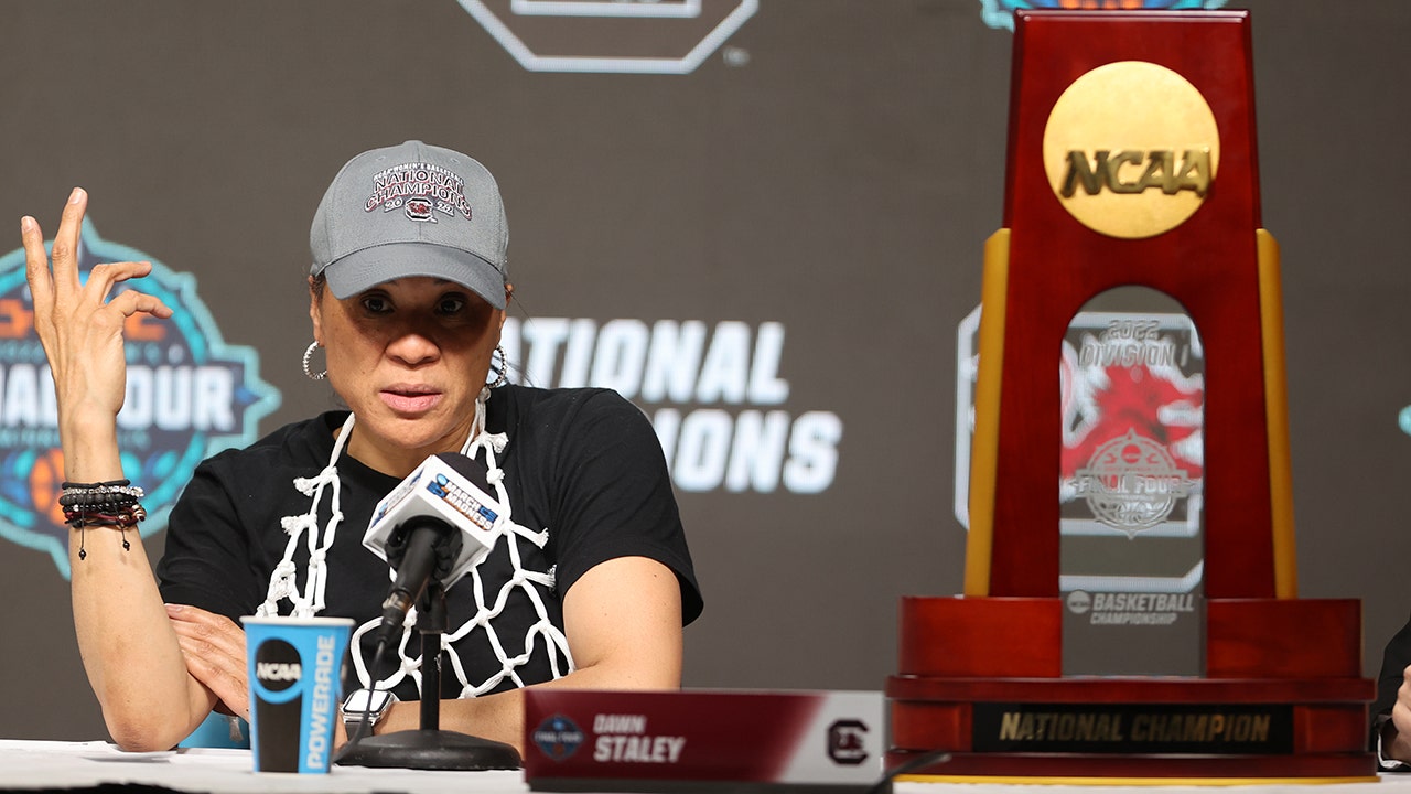 Why is South Carolina's Dawn Staley throwing first pitch for Phillies?