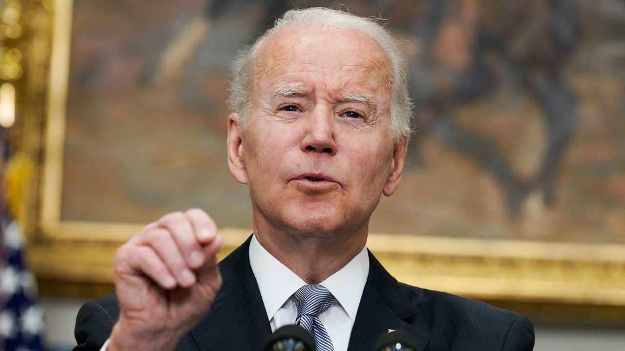 Biden announces another $800 million in military assistance for Ukraine