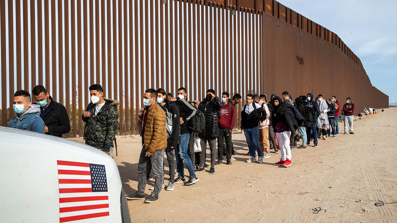 Who is right on border crisis, Biden or Republicans?