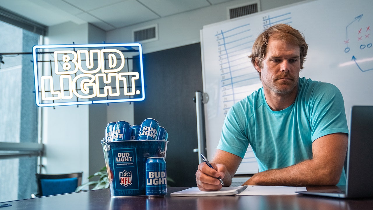 Bud Light and Former First-Round Pick Greg Olsen Challenge Fans to Pick the  'Perfect Draft' Ahead of 2022 NFL Draft