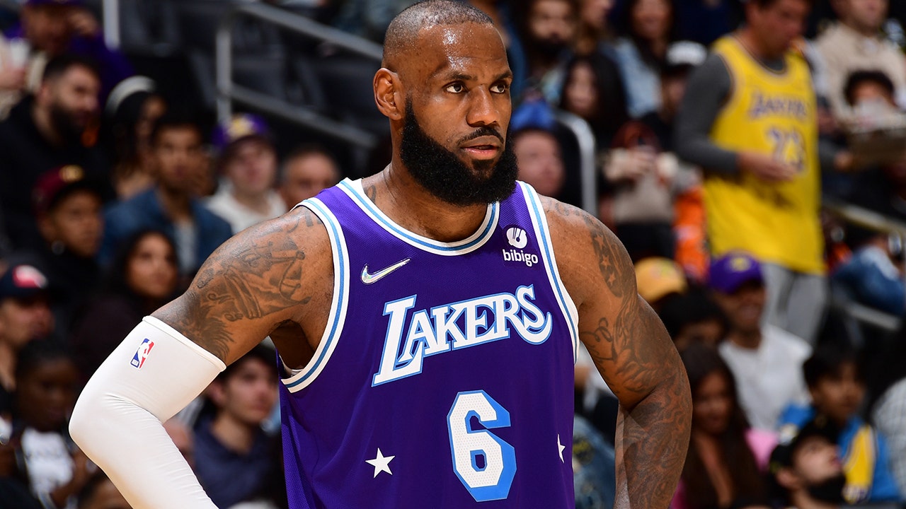 LeBron James happy that Robert Sarver is selling Suns: ‘Proud to be a part of a league committed to progress’