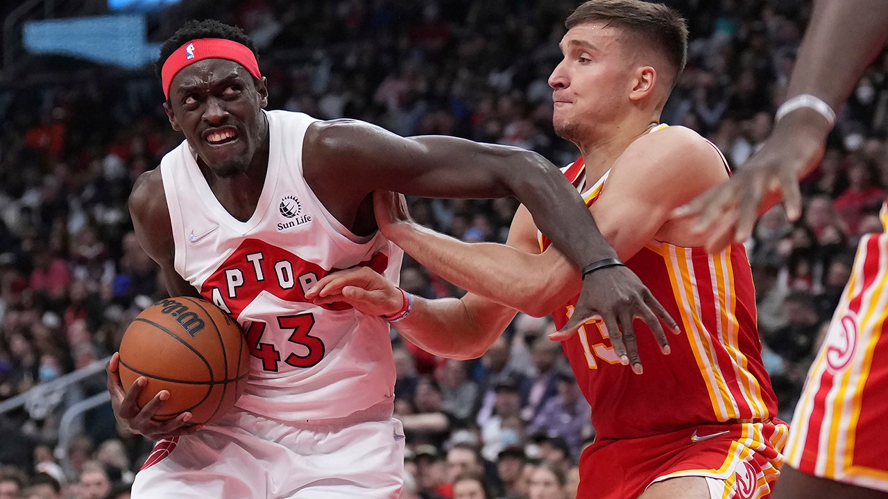 Pascal Siakam has 31 as Raptors beat Hawks to clinch playoff spot