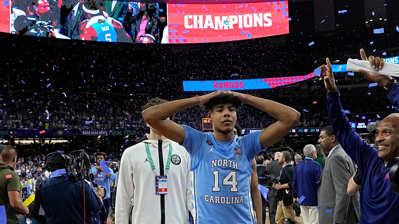 North Carolina's Puff Johnson gives Tar Heels spark off the bench, leaves it all on the floor