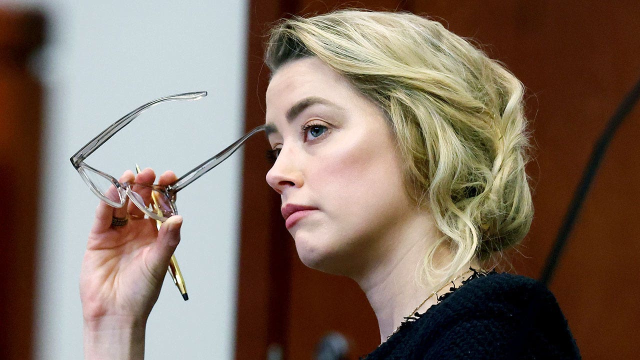 Amber Heard ditches PR team amid ongoing Johnny Depp defamation trial