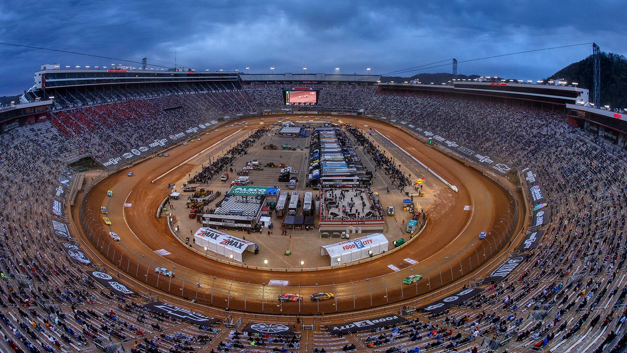 Kyle Bush steals NASCAR Bristol dirt race win on last lap Fox News