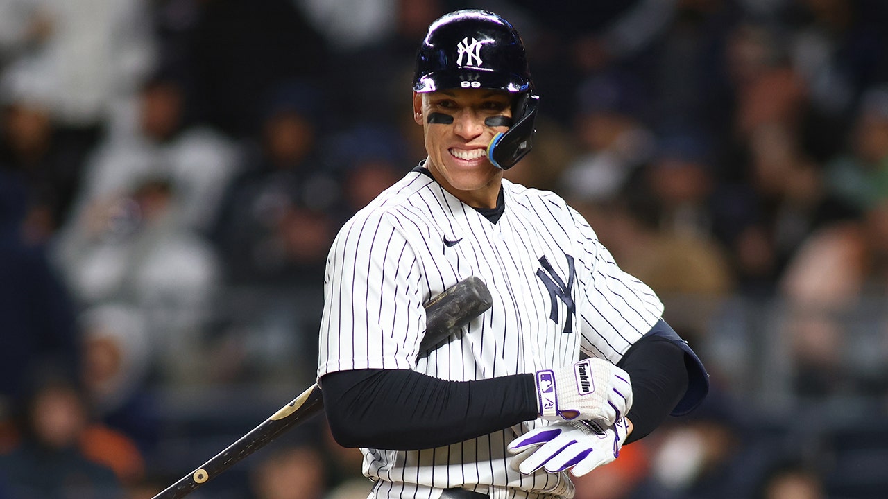 ESPN - New York Yankees OF Aaron Judge's cleats in yesterday's MLB Field  of Dreams game 🔥