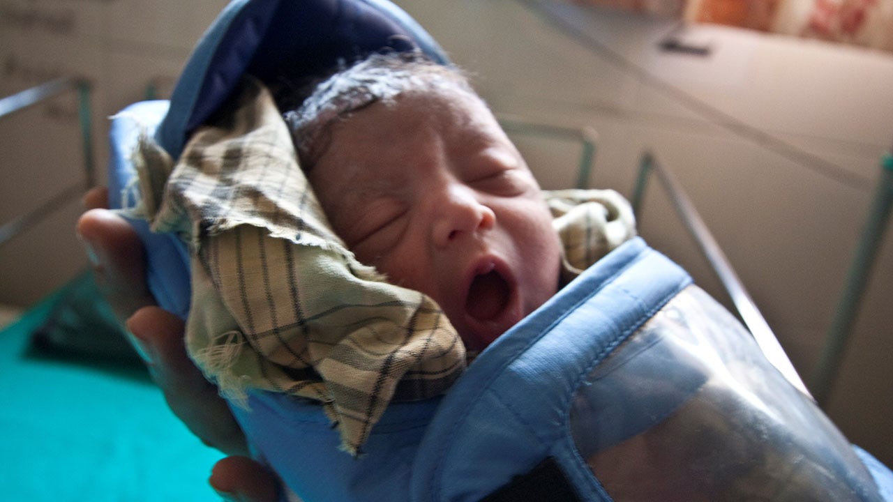 Nonprofit sending incubators to Ukraine bomb shelters, hospitals to save premature babies