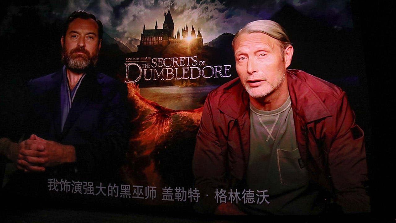 Warner Bros. removes dialogue from 'Fantastic Beasts: The Secrets of Dumbledore' in China