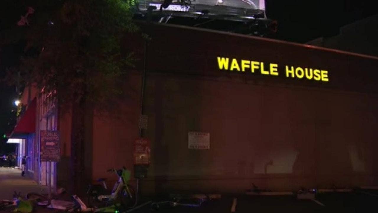 Atlanta shooting outside Waffle House leaves five teenagers wounded