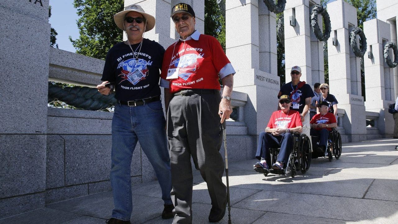 Biden admin restores police escorts for veterans visiting DC with Honor Flight