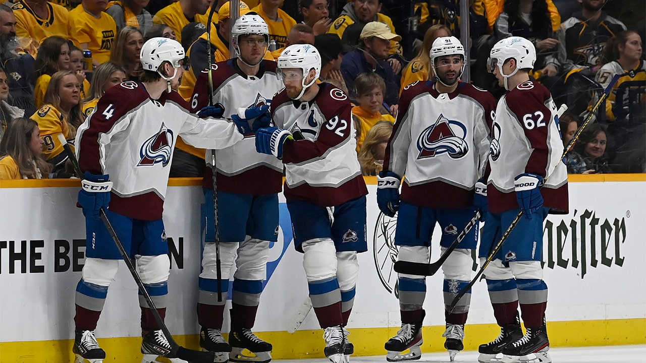 Avalanche take 3-0 series lead over Preds with 7-3 win