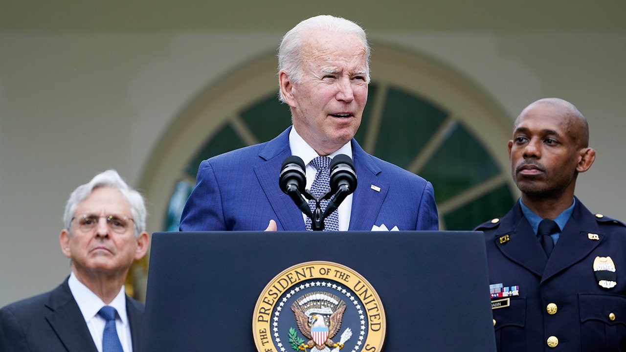 Biden says he, first lady are ‘praying’ for victims in Buffalo shooting; condemns possible hate crime