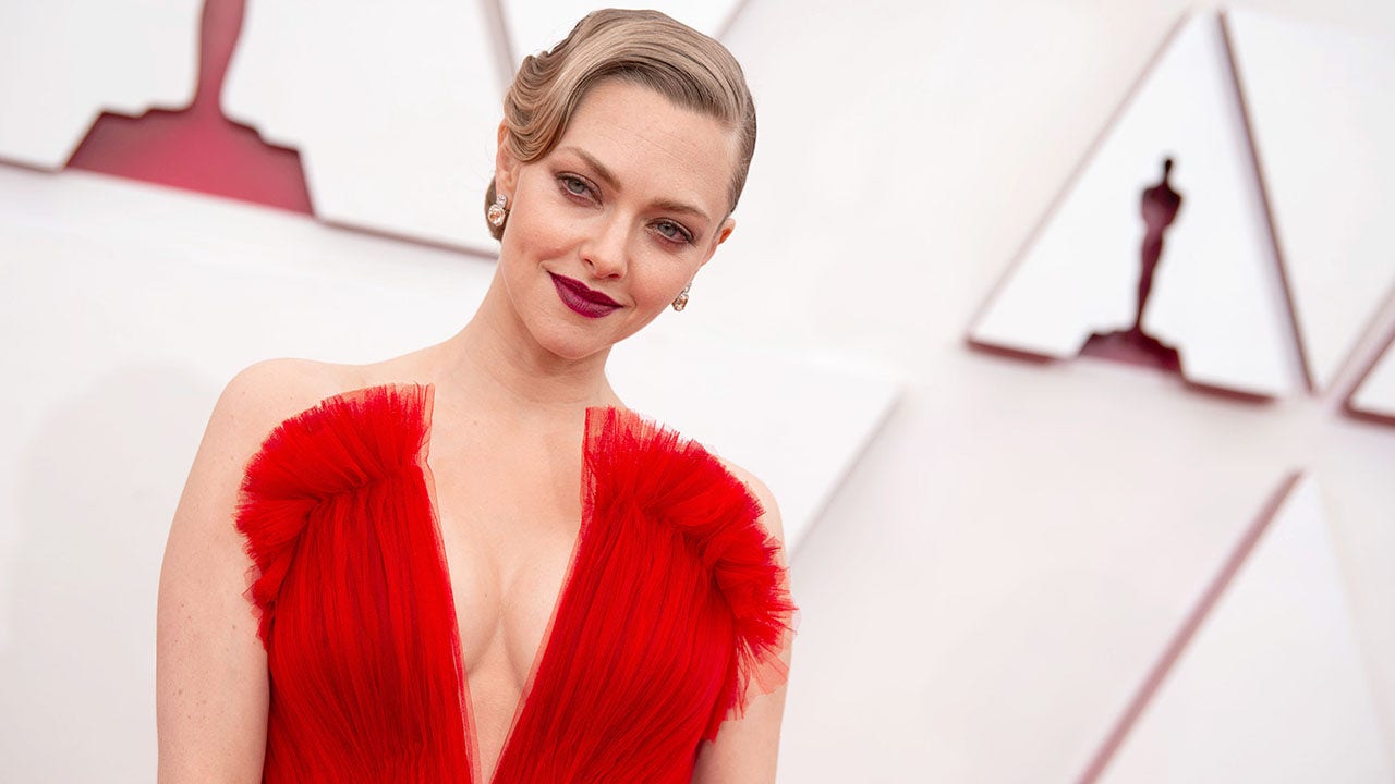 Amanda Seyfried was ‘really grossed out’ by the male reaction to her weather girl scene in ‘Mean Girls’