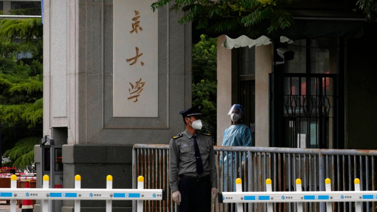 university-students-protest-covid-restrictions-at-top-beijing-institution