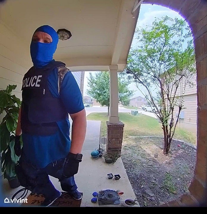 Texas man dressed as police officer to rob home, cops say