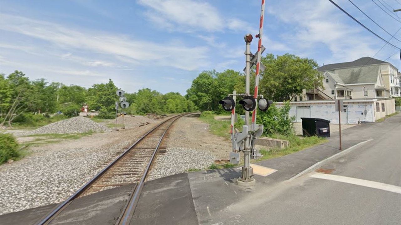 Maine Amtrak train accident leaves two dead