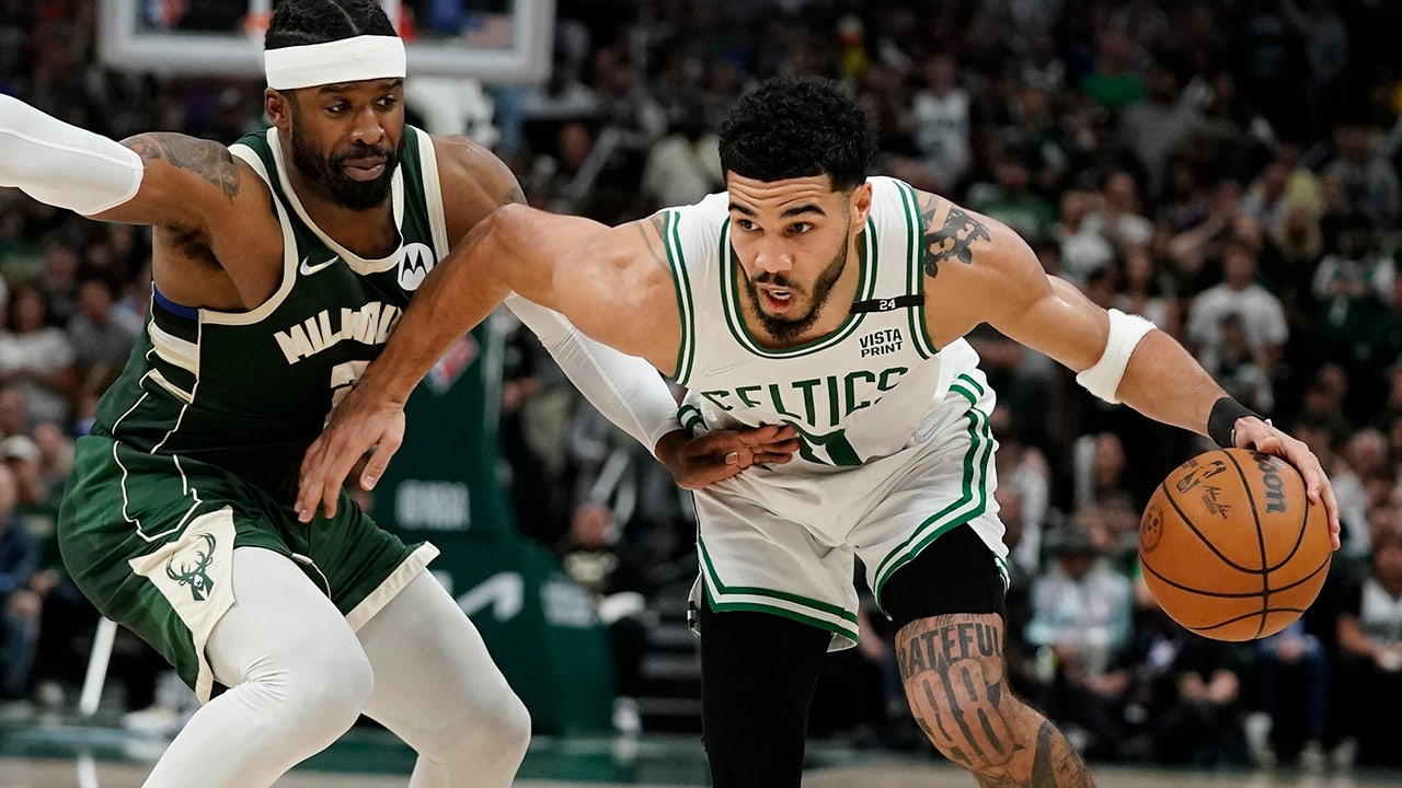 Tatum’s huge effort helps Celtics win 108-95 to force Game 7