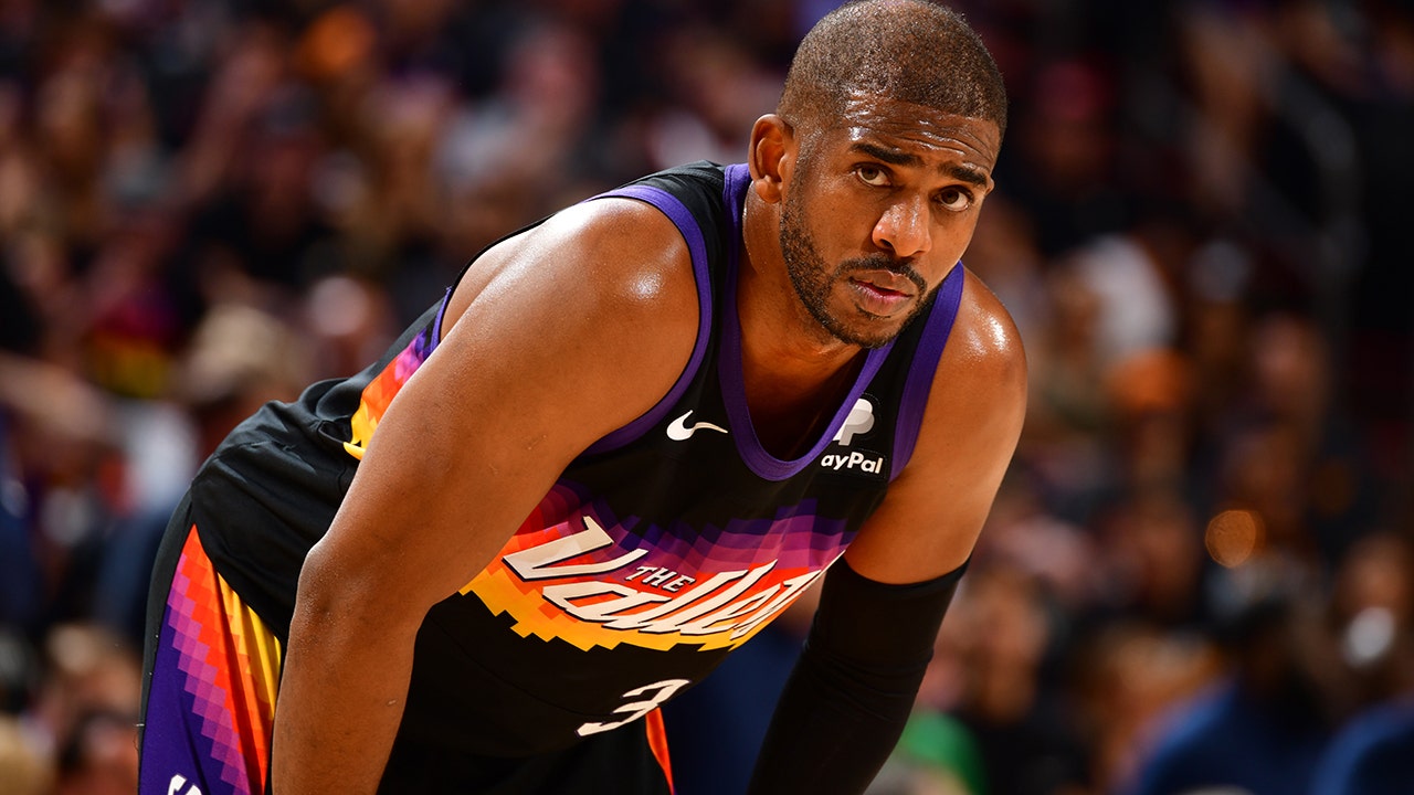 Suns’ Chris Paul ‘not retiring’ following playoff exit, makes dubious history in loss to Mavericks