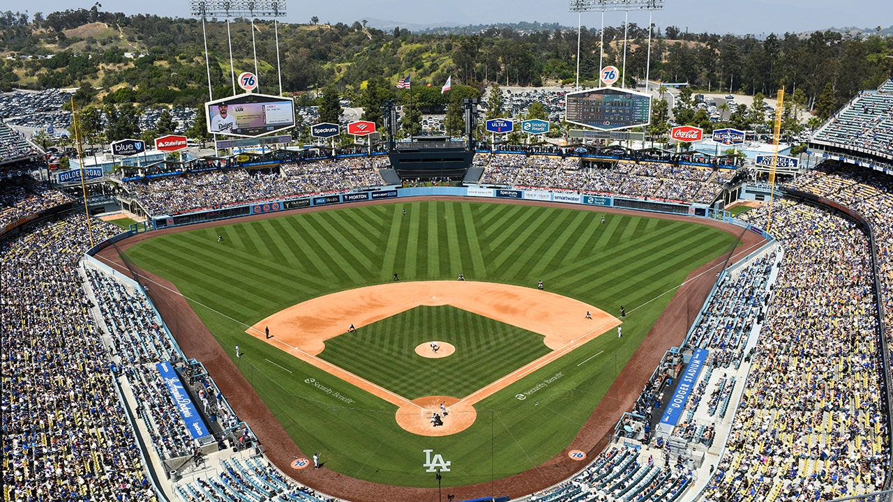 COVID-19 outbreak means Dodgers will broadcast remotely while on