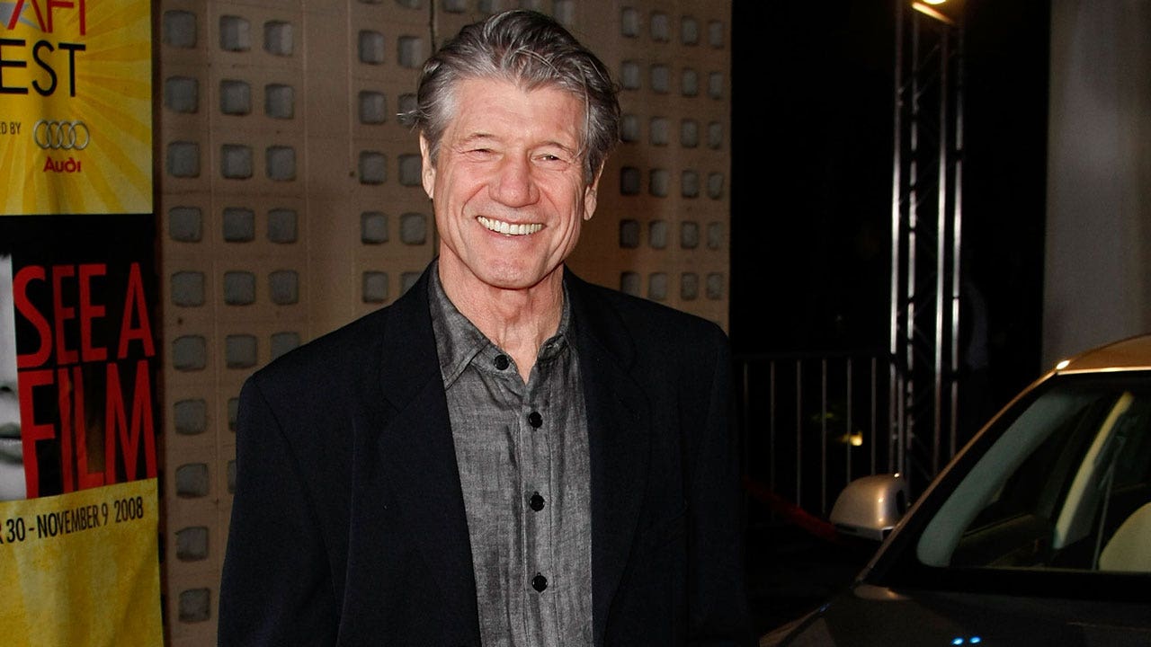 Fred Ward, actor in 'Tremors' and 'Short Cuts,' dead at 79 | Fox News