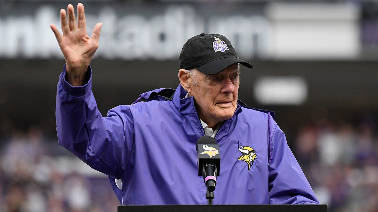 Bud Grant: The NFL should step up, reduce fair catches and knee lines