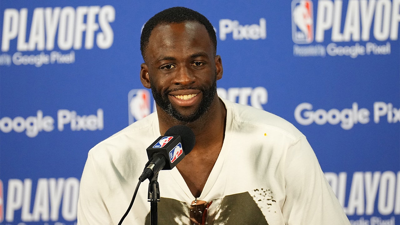 Warriors’ Draymond Green, Stephen Curry reveal why they danced with Grizzlies crowd amid blowout loss